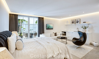 Villa de lujo mediterránea de arquitectura clásica en venta con vistas al mar en el Marbella Club Resort en Benahavís 790343 