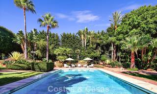 Majestuosa villa con arquitectura clásica en venta en la zona este de Marbella 790438 