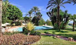 Majestuosa villa con arquitectura clásica en venta en la zona este de Marbella 790439 