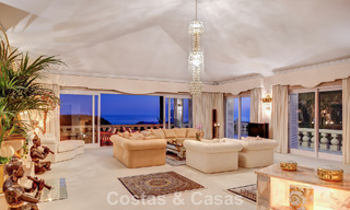 Majestuosa villa con arquitectura clásica en venta en la zona este de Marbella 790454 
