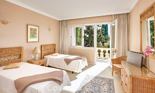 Majestuosa villa con arquitectura clásica en venta en la zona este de Marbella 790457 