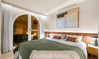 Apartamento dúplex renovado, listo para entrar a vivir, en venta con vistas a los campos de golf en La Quinta, Marbella - Benahavís 790458 