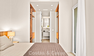 Apartamento dúplex renovado, listo para entrar a vivir, en venta con vistas a los campos de golf en La Quinta, Marbella - Benahavís 790464 