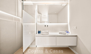 Apartamento dúplex renovado, listo para entrar a vivir, en venta con vistas a los campos de golf en La Quinta, Marbella - Benahavís 790465 