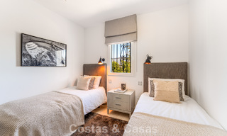 Ático dúplex amplio y renovado a pocos pasos de la playa en San Pedro, Marbella 790539 