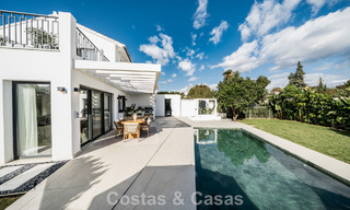 Villa de estilo mediterráneo moderno en venta a pocos minutos a pie de la playa y del centro de San Pedro, Marbella 790552 