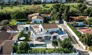 Villa de estilo mediterráneo moderno en venta a pocos minutos a pie de la playa y del centro de San Pedro, Marbella 790559 