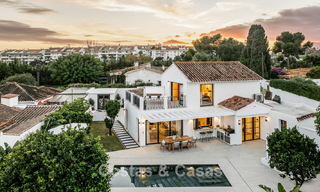 Villa de estilo mediterráneo moderno en venta a pocos minutos a pie de la playa y del centro de San Pedro, Marbella 790566 