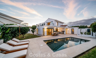 Villa de estilo mediterráneo moderno en venta a pocos minutos a pie de la playa y del centro de San Pedro, Marbella 790567 