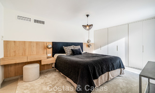 Villa de estilo mediterráneo moderno en venta a pocos minutos a pie de la playa y del centro de San Pedro, Marbella 790573 