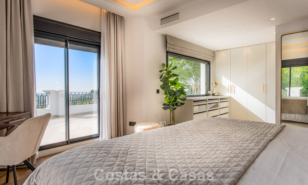 Amplia villa de lujo con vistas panorámicas al mar en venta en La Quinta, Benahavís - Marbella 790602