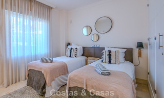 Apartamento de lujo en venta en un complejo resort de primera clase en Nueva Andalucía, Marbella 790310 