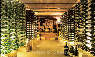 Apartamento de lujo en venta en un complejo resort de primera clase en Nueva Andalucía, Marbella 790378 