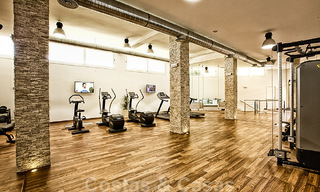 Apartamento de lujo en venta en un complejo resort de primera clase en Nueva Andalucía, Marbella 790379 