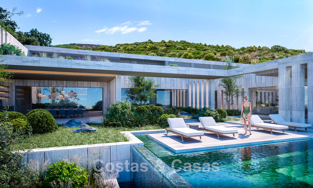 Villa de primera clase en venta con vistas al mar en un entorno cerrado y vigilado en Sotogrande, Costa del Sol 790706