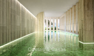 Villa de primera clase en venta con vistas al mar en un entorno cerrado y vigilado en Sotogrande, Costa del Sol 790728 