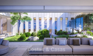 Villa de primera clase en venta con vistas al mar en un entorno cerrado y vigilado en Sotogrande, Costa del Sol 790734 