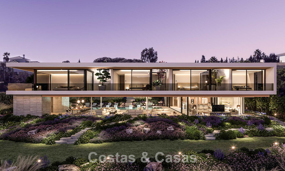 Villa de diseño arquitectónico en venta, en primera línea de golf, en una exclusiva urbanización privada en Sotogrande, Costa del Sol 790769