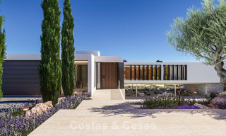 Villa de diseño arquitectónico en venta, en primera línea de golf, en una exclusiva urbanización privada en Sotogrande, Costa del Sol 790771 