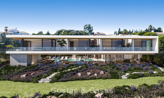 Villa de diseño arquitectónico en venta, en primera línea de golf, en una exclusiva urbanización privada en Sotogrande, Costa del Sol 790776 