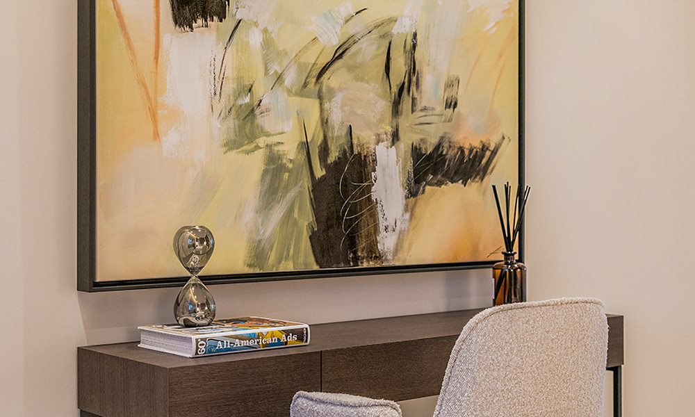 Amplio ático en venta con vista al mar en un icónico complejo, primera línea de playa entre Marbella y Estepona 790863