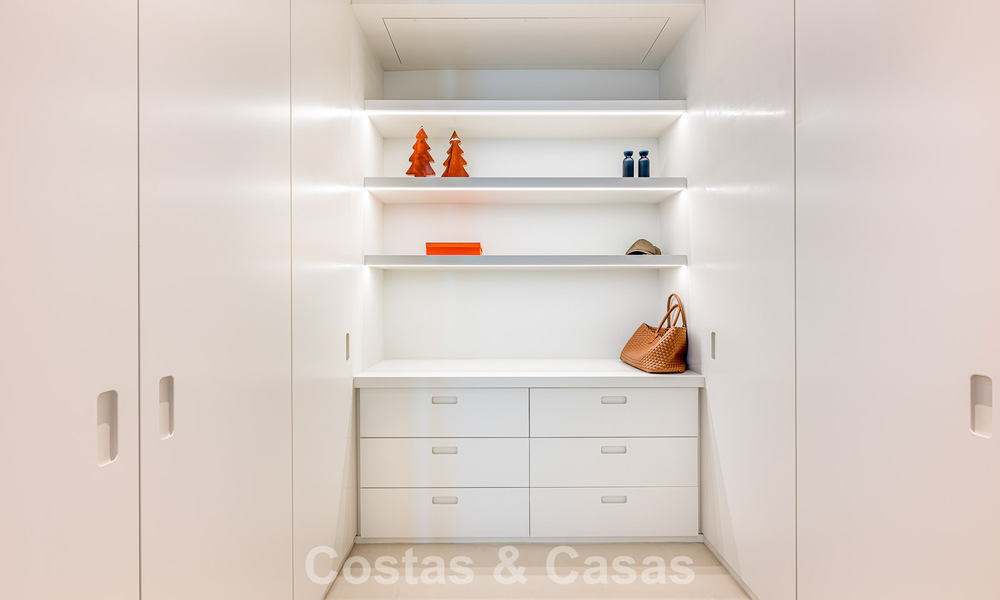 Apartamento moderno, luminoso y de lujo con vistas panorámicas al mar en venta en Benahavís - Marbella 791174