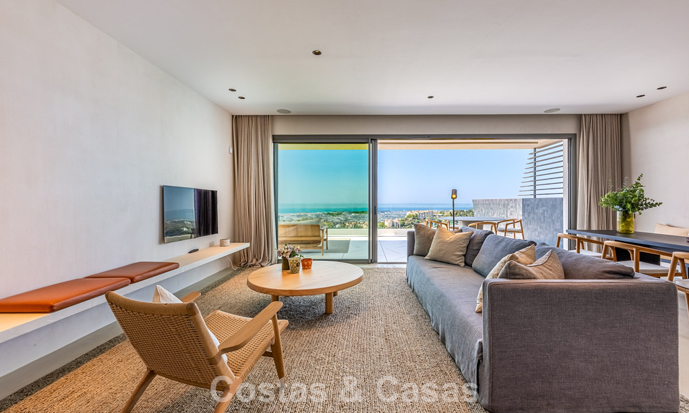 Apartamento moderno, luminoso y de lujo con vistas panorámicas al mar en venta en Benahavís - Marbella 791181