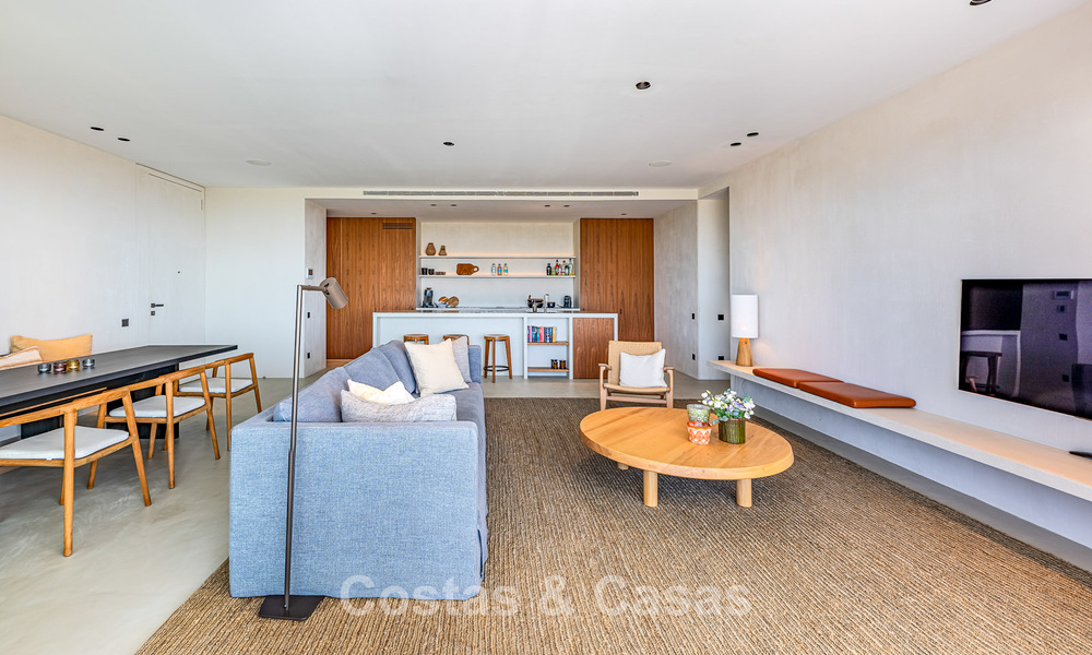 Apartamento moderno, luminoso y de lujo con vistas panorámicas al mar en venta en Benahavís - Marbella 791185