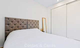 Apartamento con jardín y vistas al mar en venta en complejo cerrado en Marbella - Benahavís 791255 