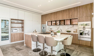 Villa de diseño vanguardista en venta con vistas panorámicas al mar, dentro de un prestigioso resort de golf, Marbella - Benahavís 791016 