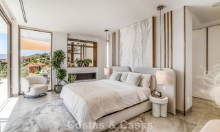 Villa de diseño vanguardista en venta con vistas panorámicas al mar, dentro de un prestigioso resort de golf, Marbella - Benahavís 791036 