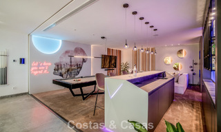 Villa de diseño vanguardista en venta con vistas panorámicas al mar, dentro de un prestigioso resort de golf, Marbella - Benahavís 791055 