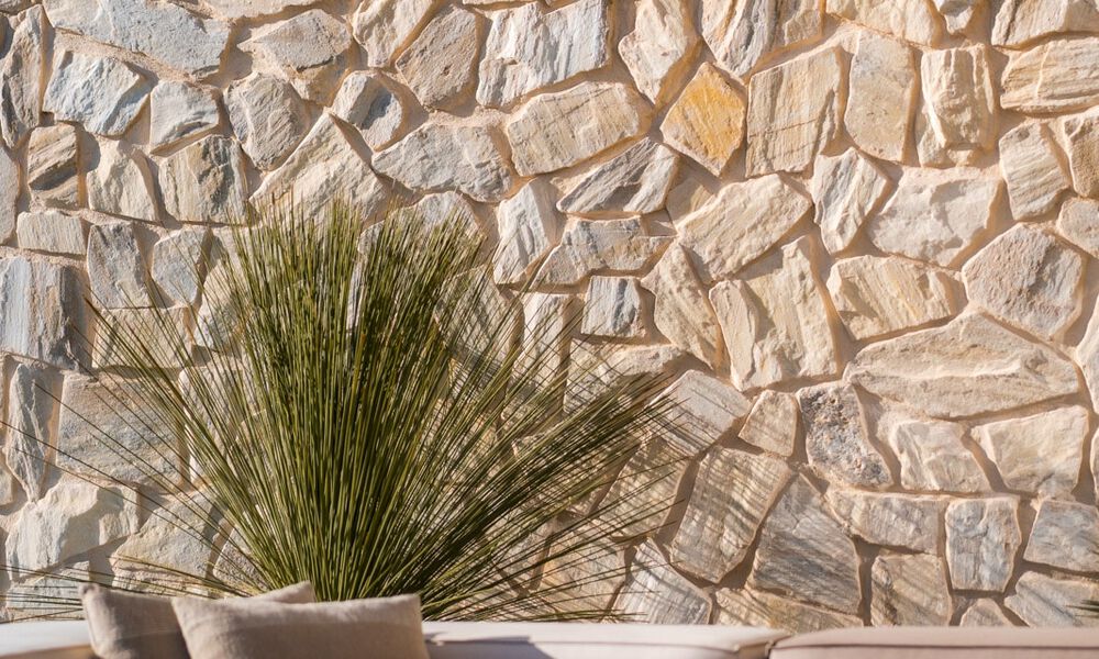 Villa de diseño vanguardista en venta con vistas panorámicas al mar, dentro de un prestigioso resort de golf, Marbella - Benahavís 791066