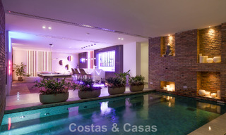 Villa de diseño vanguardista en venta con vistas panorámicas al mar, dentro de un prestigioso resort de golf, Marbella - Benahavís 791085 