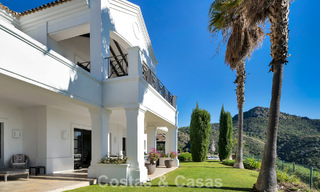 Majestuosa villa de lujo Española en venta con sublimes vistas al mar en una comunidad cerrada en Benahavís - Marbella 791229 