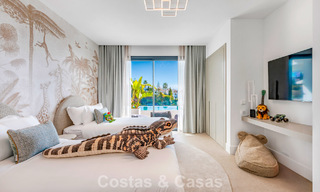 Impresionante villa contemporánea en venta en primera línea de golf en la New Golden Mile entre Marbella y Estepona 791388 
