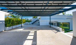 Impresionante villa contemporánea en venta en primera línea de golf en la New Golden Mile entre Marbella y Estepona 791412 