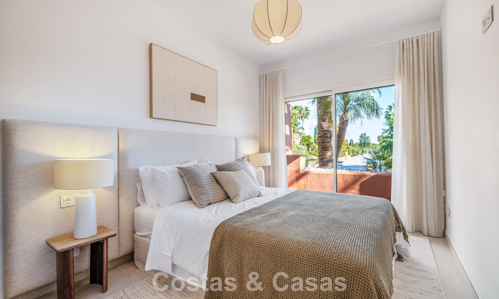 Adosado de lujo modernizado de 4 dormitorios en venta en la Milla de Oro de Marbella 791348