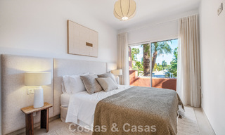 Adosado de lujo modernizado de 4 dormitorios en venta en la Milla de Oro de Marbella 791348 