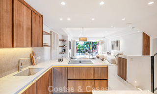 Adosado de lujo modernizado de 4 dormitorios en venta en la Milla de Oro de Marbella 791355 