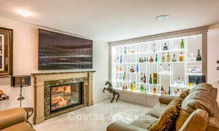 Villa exclusiva en venta, en primera línea de golf, en una prestigiosa urbanización de Nueva Andalucía, Marbella 791443 