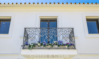 Villa exclusiva en venta, en primera línea de golf, en una prestigiosa urbanización de Nueva Andalucía, Marbella 791456 