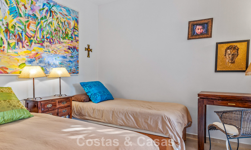 Apartamento listo para entrar a vivir a un paso del mar en Marbella Este 791499