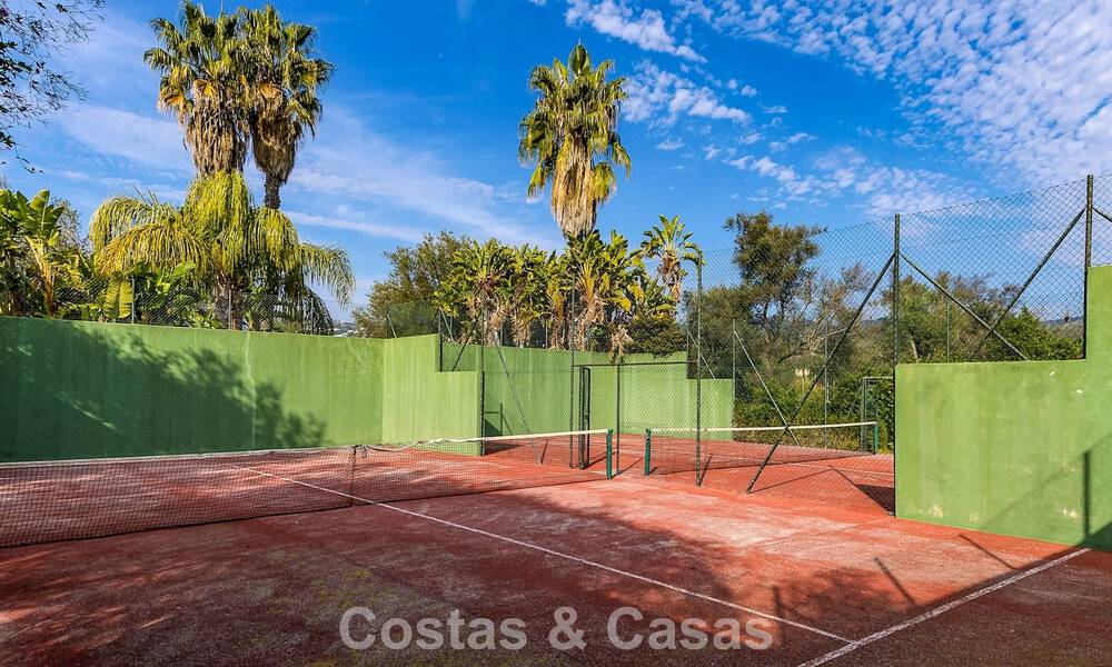 Apartamento listo para entrar a vivir a un paso del mar en Marbella Este 791505