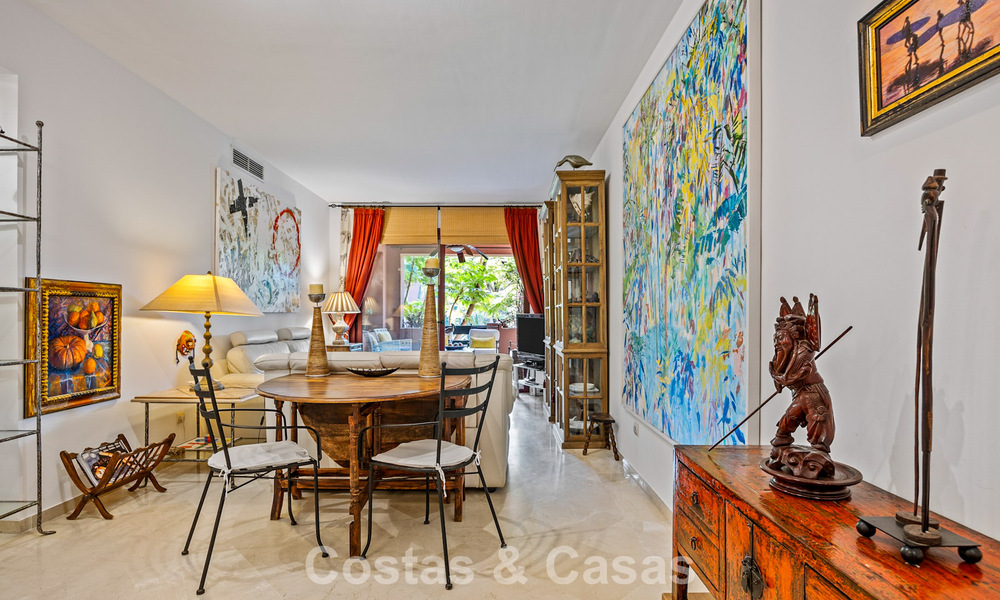 Apartamento listo para entrar a vivir a un paso del mar en Marbella Este 791512