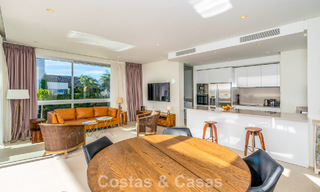 Lujoso apartamento de 3 dormitorios en venta con vistas panorámicas al mar en un resort cerrado en Marbella - Benahavís 791559 