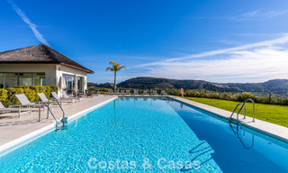 Lujoso apartamento de 3 dormitorios en venta con vistas panorámicas al mar en un resort cerrado en Marbella - Benahavís 791580 