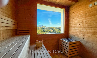 Lujoso apartamento de 3 dormitorios en venta con vistas panorámicas al mar en un resort cerrado en Marbella - Benahavís 791585 