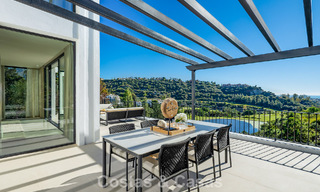 Exclusiva villa de lujo en primera línea de golf en venta en Marbella - Benahavís 791603 