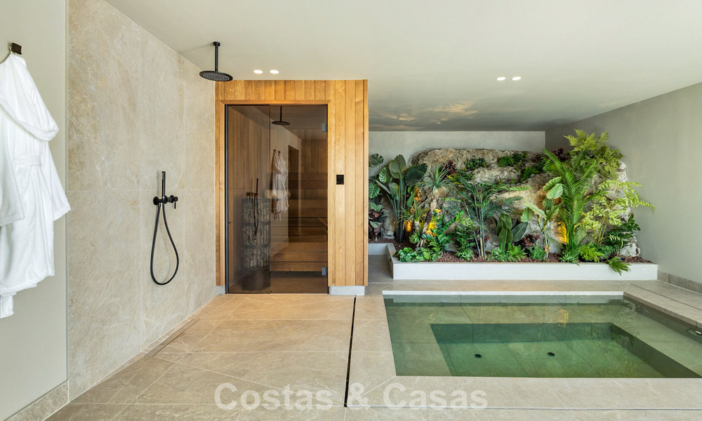 Exclusiva villa de lujo en primera línea de golf en venta en Marbella - Benahavís 791614